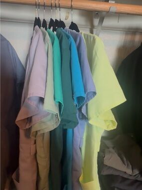 7 pairs Grey's Anatomy Scrub sets  in Gray, Green, Aqua, Blue, Lime/Yellow